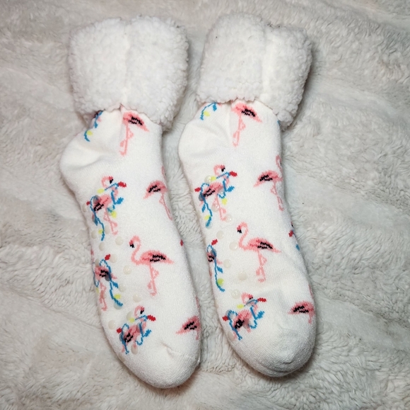 unbranded Other - Cozy Sherpa-Lined Slipper Socks – Pink Flamingo Christmas  – Non-Slip Grips